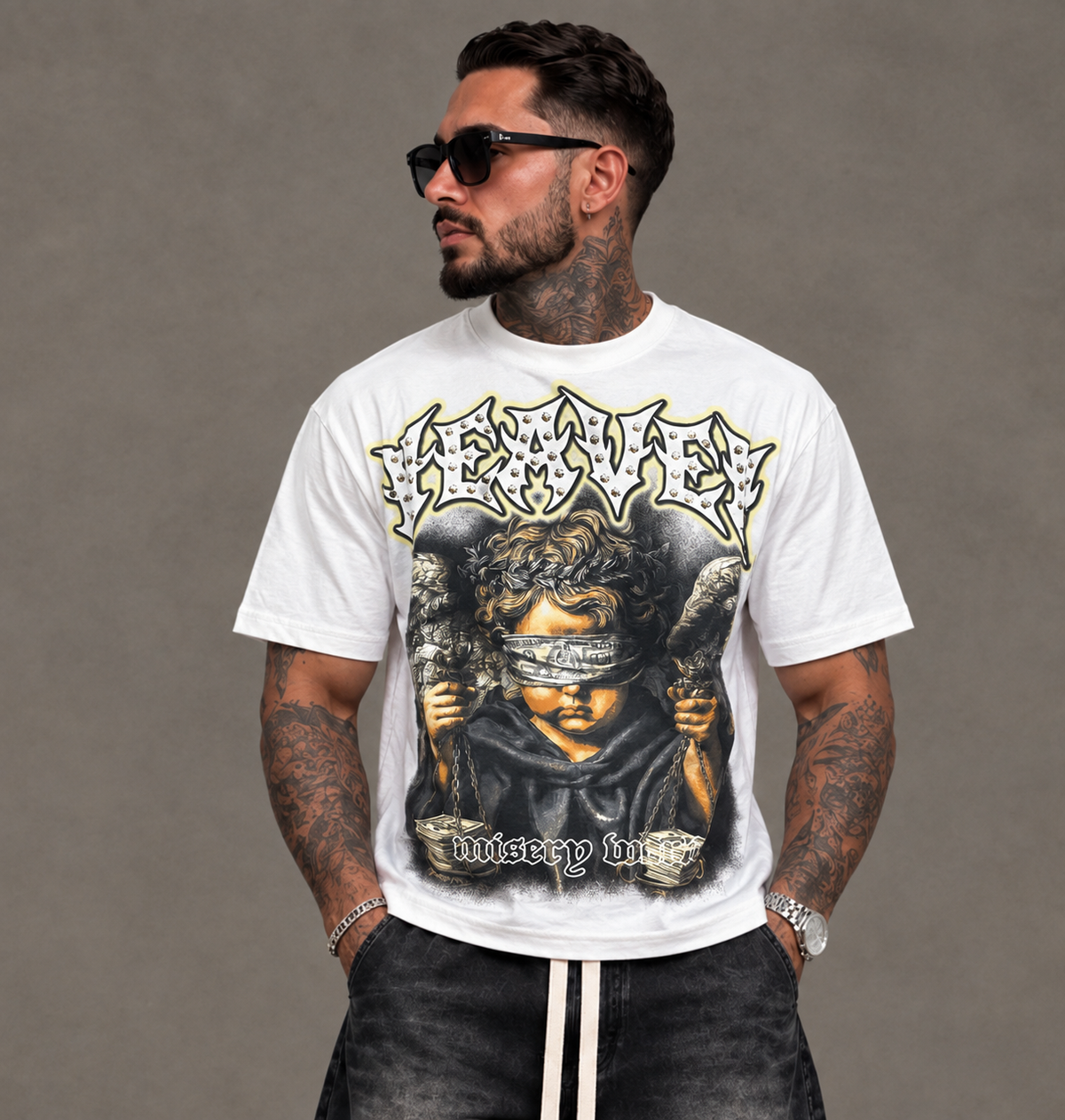 T-SHIRT MISTERY