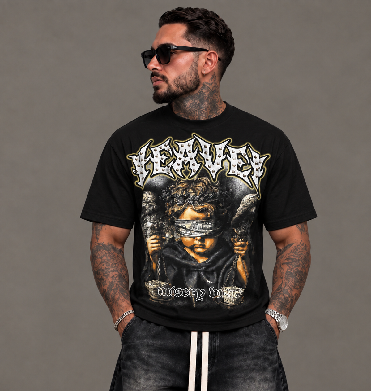 T-SHIRT MISTERY